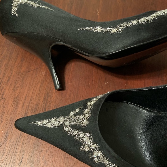 VINTAGE ALAIN TONDOWSKI embellished satin shoes - Picture 2 of 4